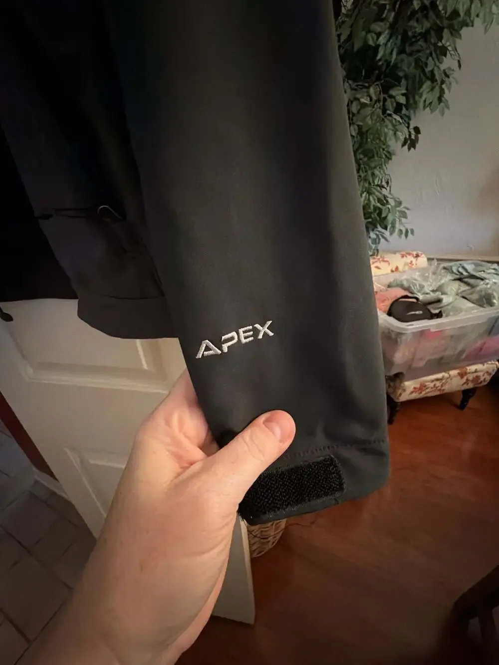 The North Face Apex Softshell Fleece-Lined Full-Zip Jacket